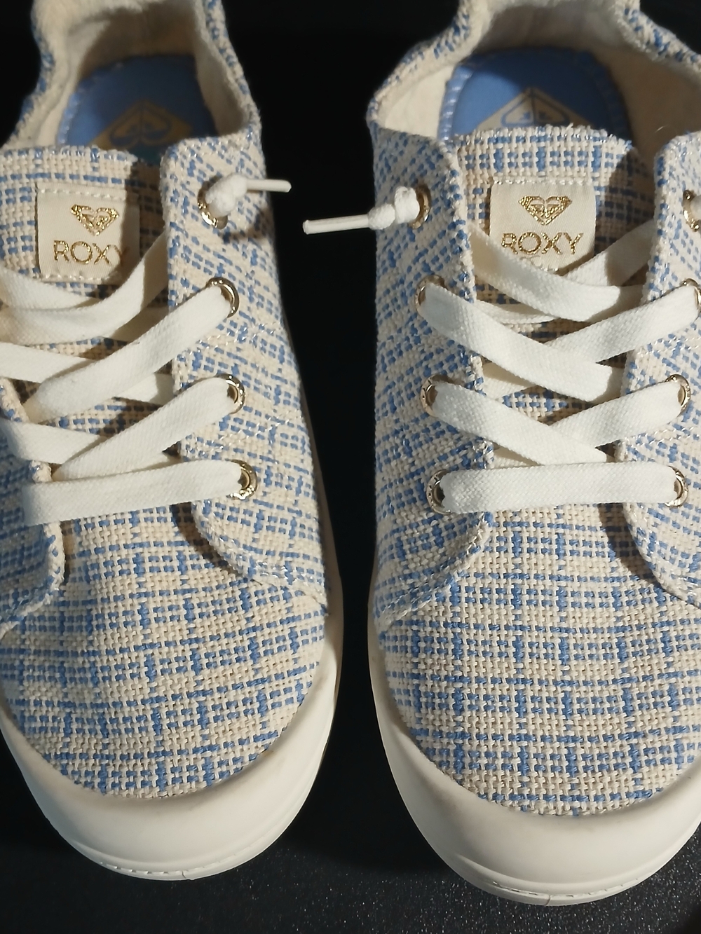 Roxy Womens Slip On Blue & Cream Tweed Tie Sneakers Sz 9.5